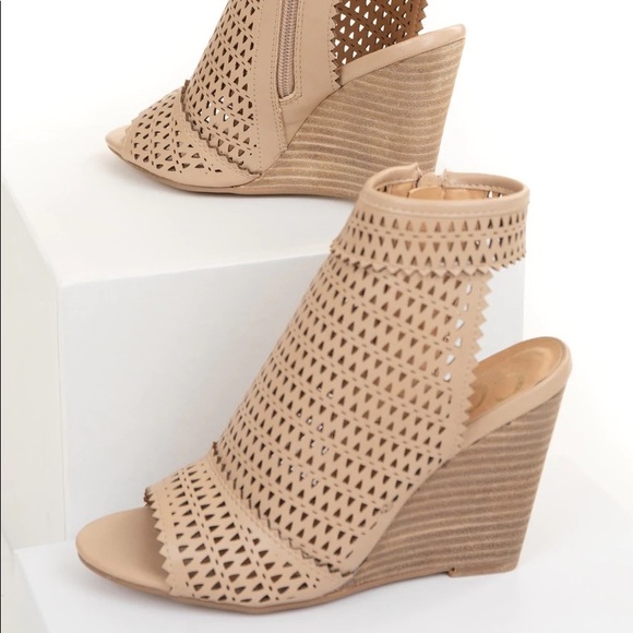 Tan open toe wedge heel - Picture 5 of 10